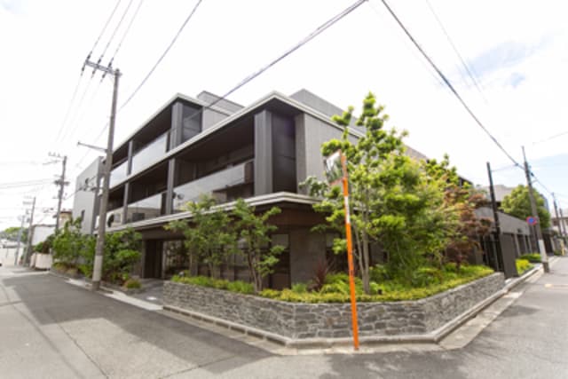 b55fd7170d384ba49841d719a9cc7dd4