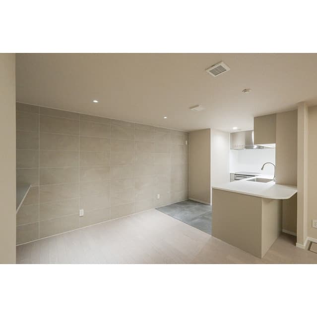 069e6b95792045d49a970752afe85e37