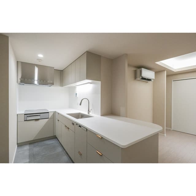 069e6b95792045d49a970752afe85e37