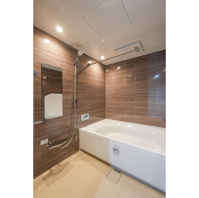 069e6b95792045d49a970752afe85e37