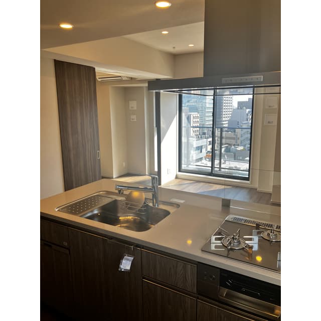 b649d2f4e5b54a9b974e00503569c703