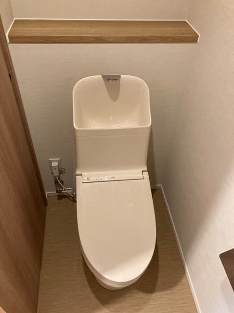 8c646715b7294ef5a5678bec4c94ea49