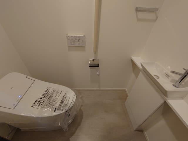 ee01473078d642c995b1ae6257ff3ed2