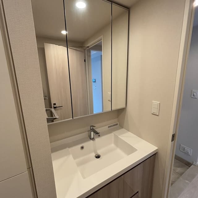 52ae7b29adb341d386d6215427394157