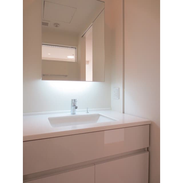 6e4ac9431fe84c04bb3e126e89d46b78