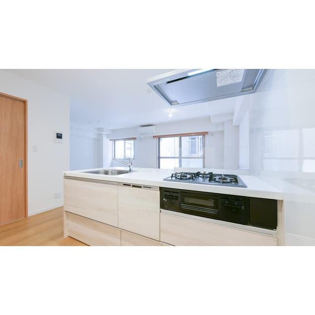 f6637e26b73645bf9611afd407678439