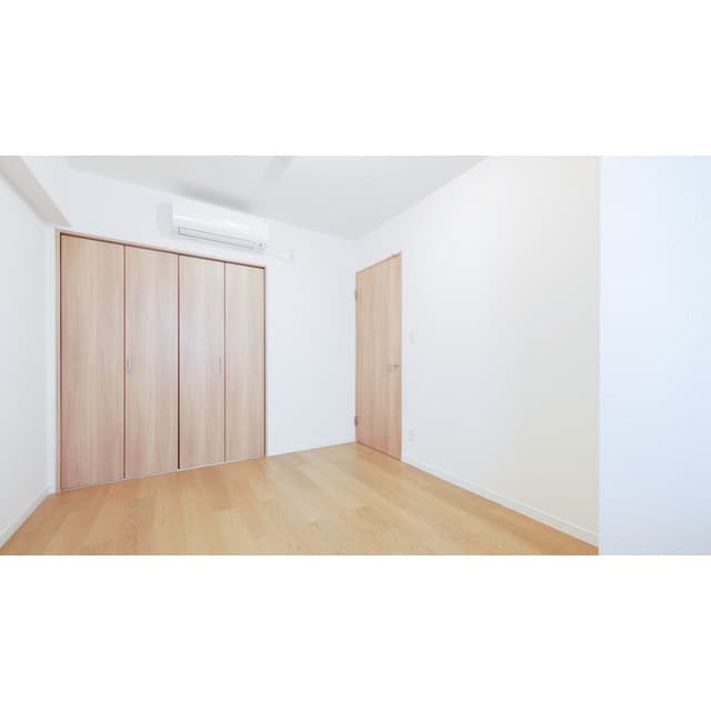 f6637e26b73645bf9611afd407678439