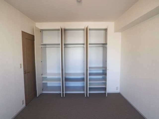 73b87306c6004f93b6cee5b1b51c8460