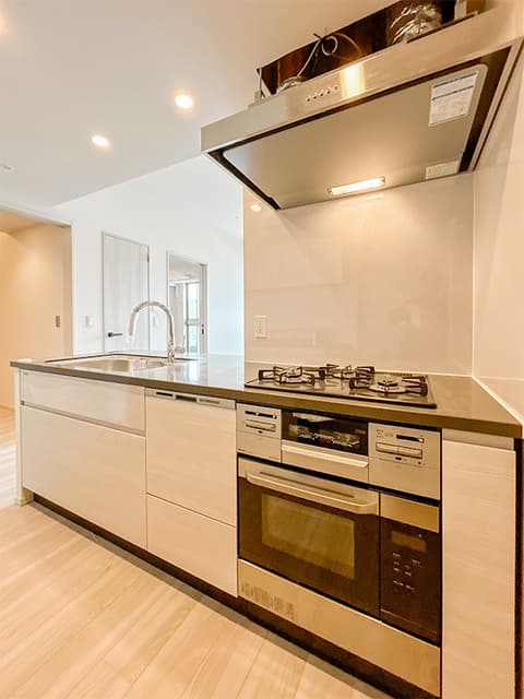 a2da304d94a544b3adda019375f300e8