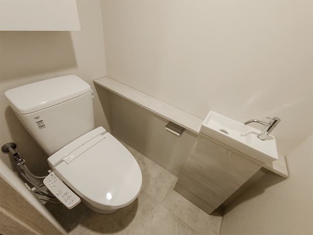 a2da304d94a544b3adda019375f300e8