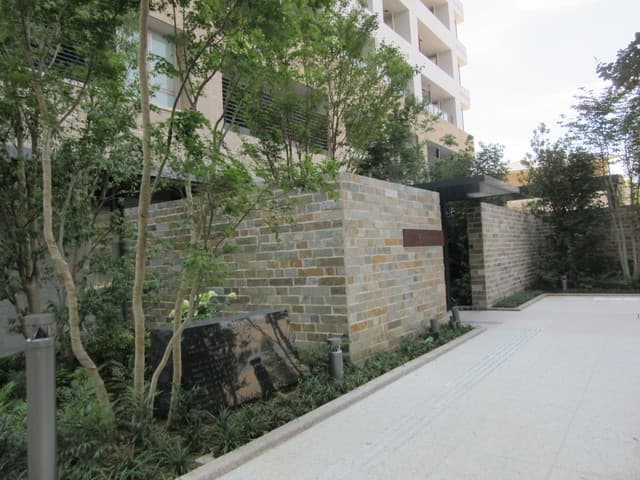 d304b2983e5e4116a70b2b0ed0f0e28f