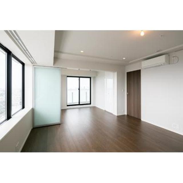 85318dfa09d64b46be22f949c78c875f