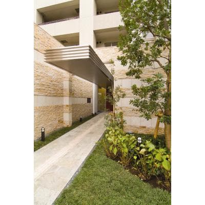 db6dad09bd664e96bb9e04bea2558338