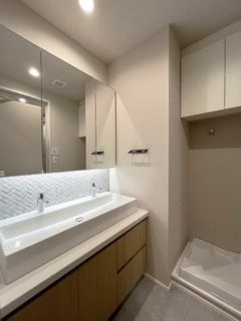 8669a46fb43e4a7895fd2d44cbeebeec