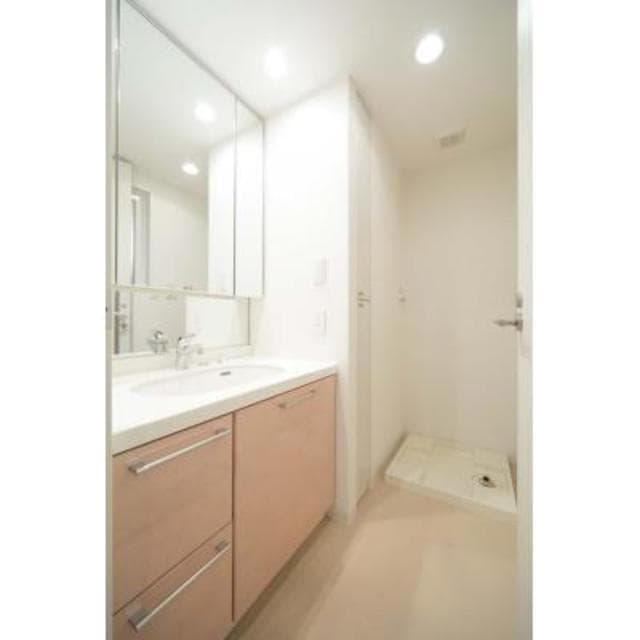 cb242580078345e39d4cbc5e761f5efd