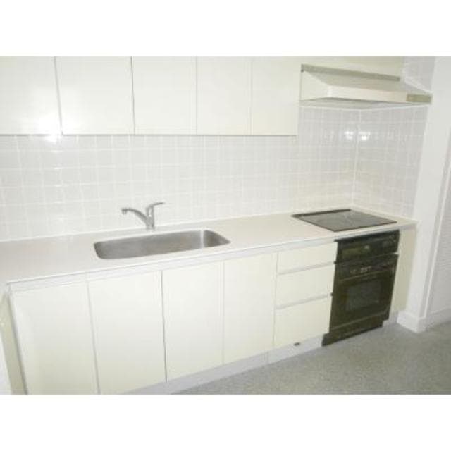 7762612a72e941e1bdd0766b14044788