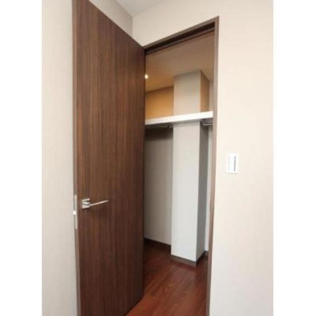 7306fcc90f104a5aa6a7e6ae6f5262a8