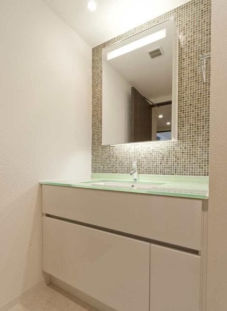 530a004a96c14335b0abf606b6147273