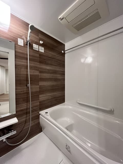 ee01473078d642c995b1ae6257ff3ed2