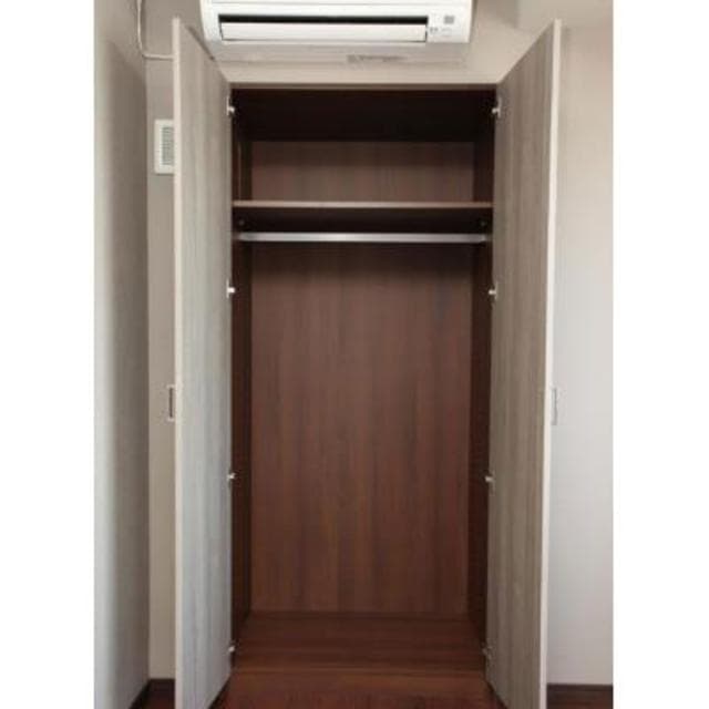 7306fcc90f104a5aa6a7e6ae6f5262a8