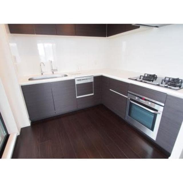 63a6c2754d684a84b8c2e8b3654283e9