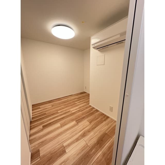 bee5eec5eff343408bbebbf9ed1fb83c