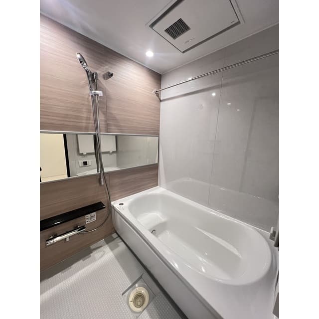 bee5eec5eff343408bbebbf9ed1fb83c