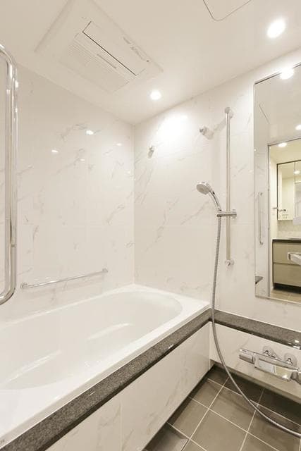 10cdf5d8109949f89604217dce58055e