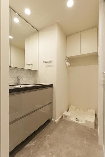 10cdf5d8109949f89604217dce58055e