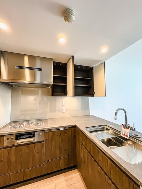 e27850827df6416db5a56d9de6a81173