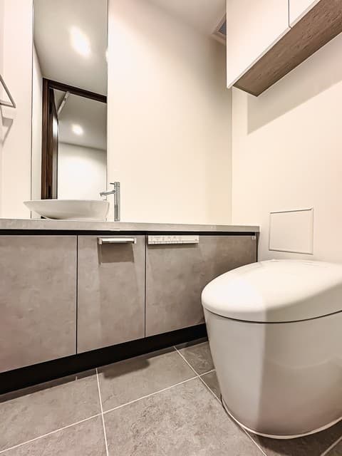 e27850827df6416db5a56d9de6a81173