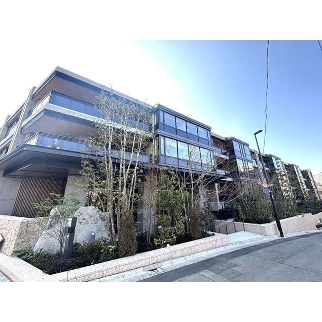 698b9cb5900a4298b3e445480386f41c