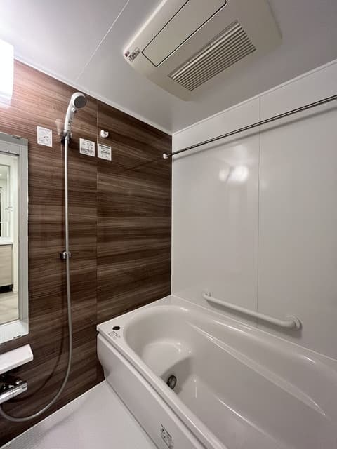 ee01473078d642c995b1ae6257ff3ed2