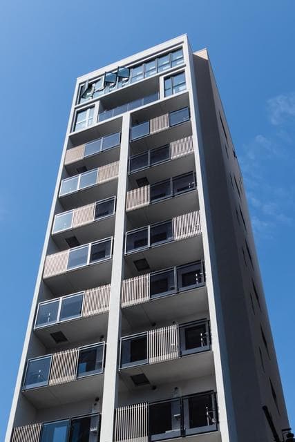 7c136bcc661f4b5ea3c6348efcc57e23