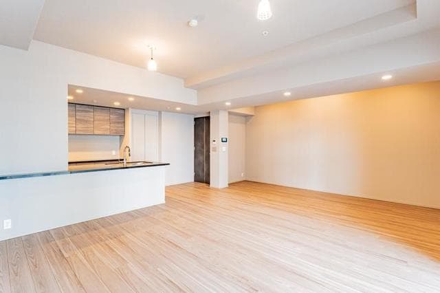 a2da304d94a544b3adda019375f300e8