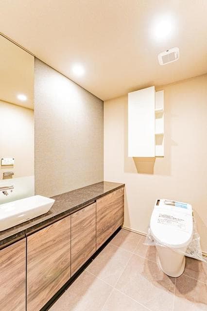 a2da304d94a544b3adda019375f300e8