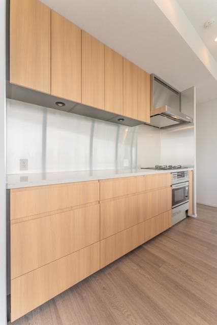 07de8f9a781546bb9afcde83800ddeee