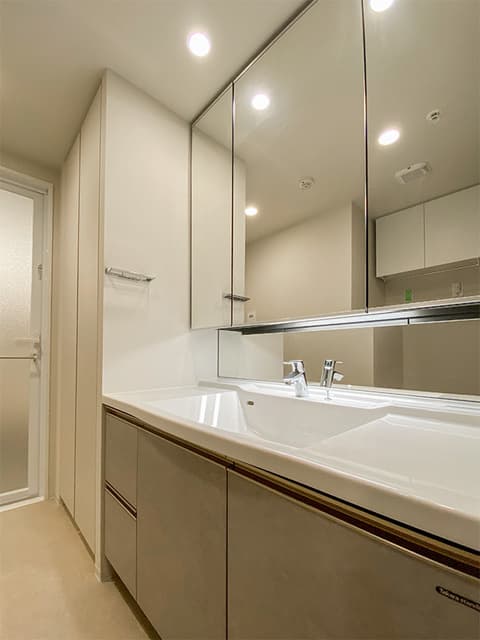 a2da304d94a544b3adda019375f300e8