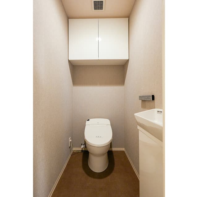 1196293c1eda44aeb15ee411dc9a7a5f