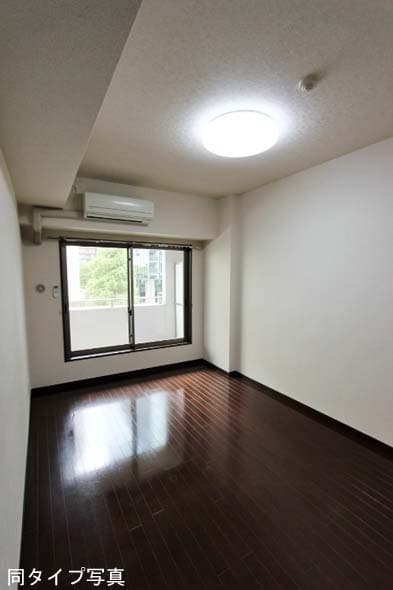 73cf642b7bb24f74a486ad1195b9316b