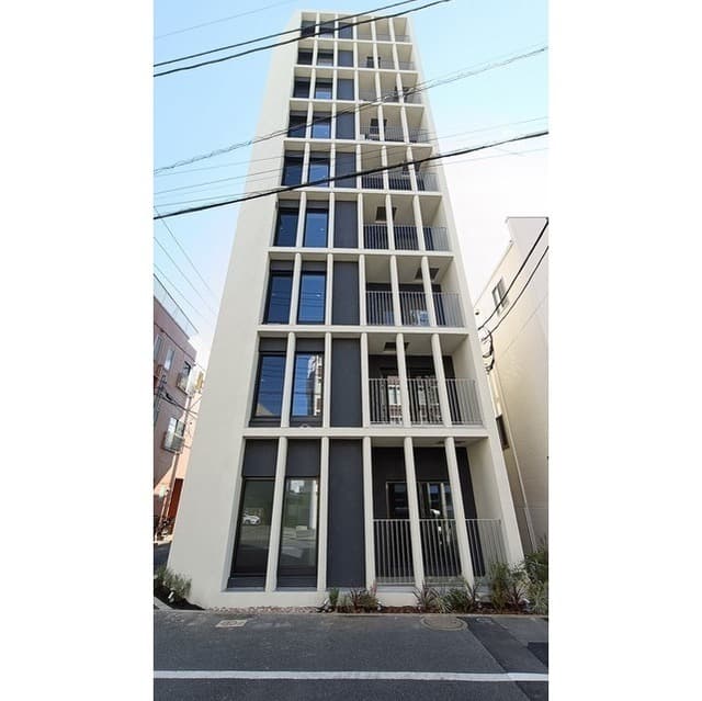 978f15183fe3438db5b4b924522025d2