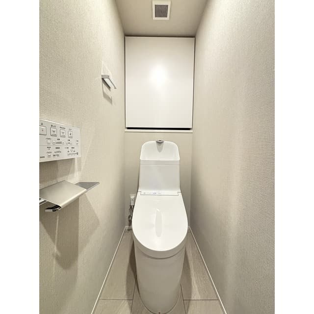 978f15183fe3438db5b4b924522025d2