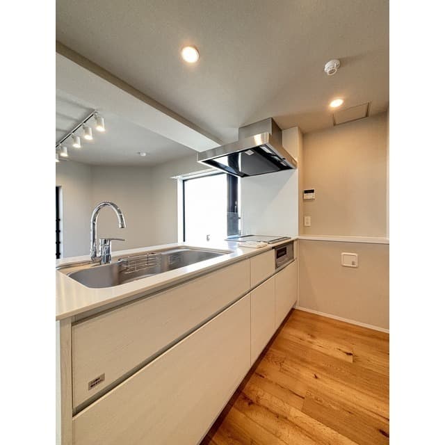 978f15183fe3438db5b4b924522025d2