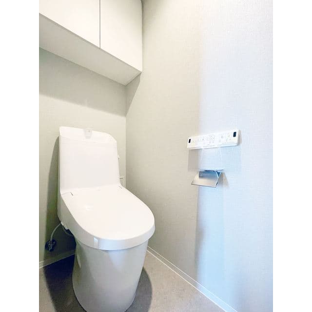 d17ff1bd4f644a409f22d67e9028fe79