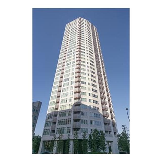 51717c28f0f04613964aed39480f01d4