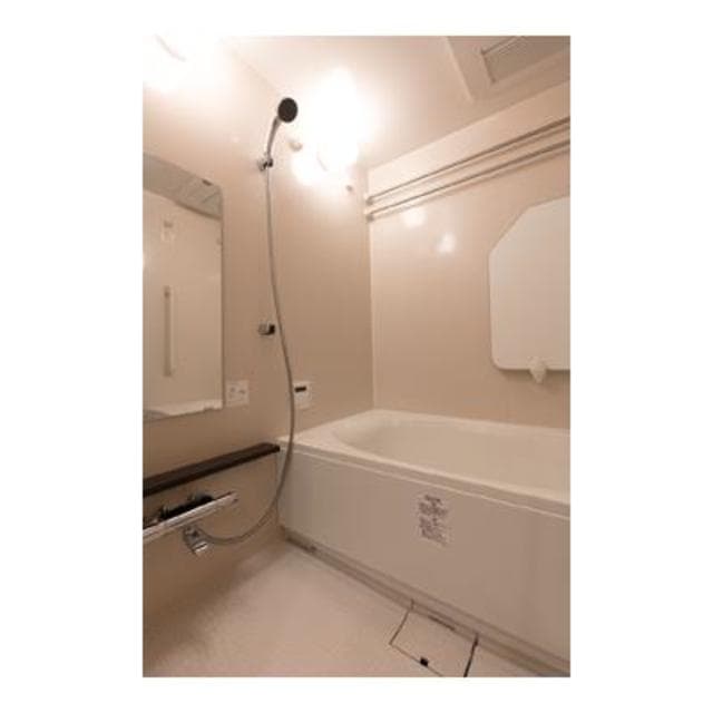 51717c28f0f04613964aed39480f01d4