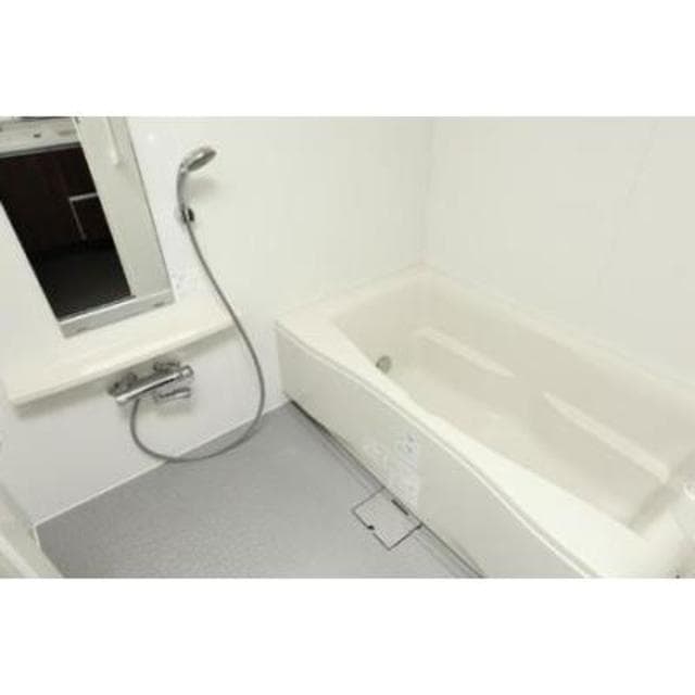 7306fcc90f104a5aa6a7e6ae6f5262a8