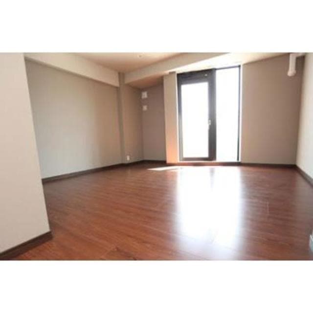 7306fcc90f104a5aa6a7e6ae6f5262a8