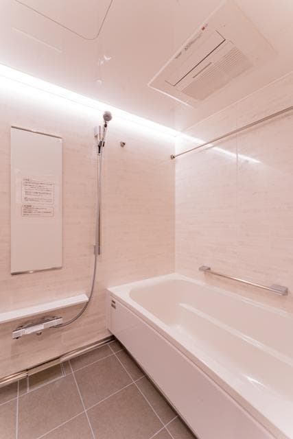 b55fd7170d384ba49841d719a9cc7dd4