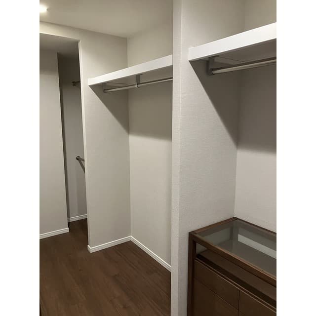 e4b61cfc63a24b7688a6ec4db10feff1